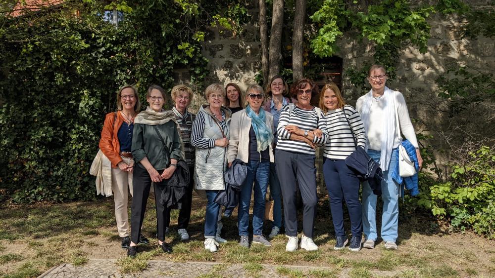 Vor der Stadtmauer Quedlinburgs